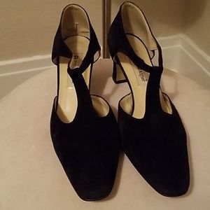 Vintage black suede chunky heels